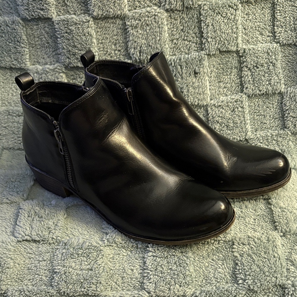 Jessica Cline Black Ankle Boots